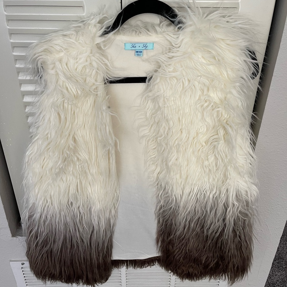 Ombré fur vest